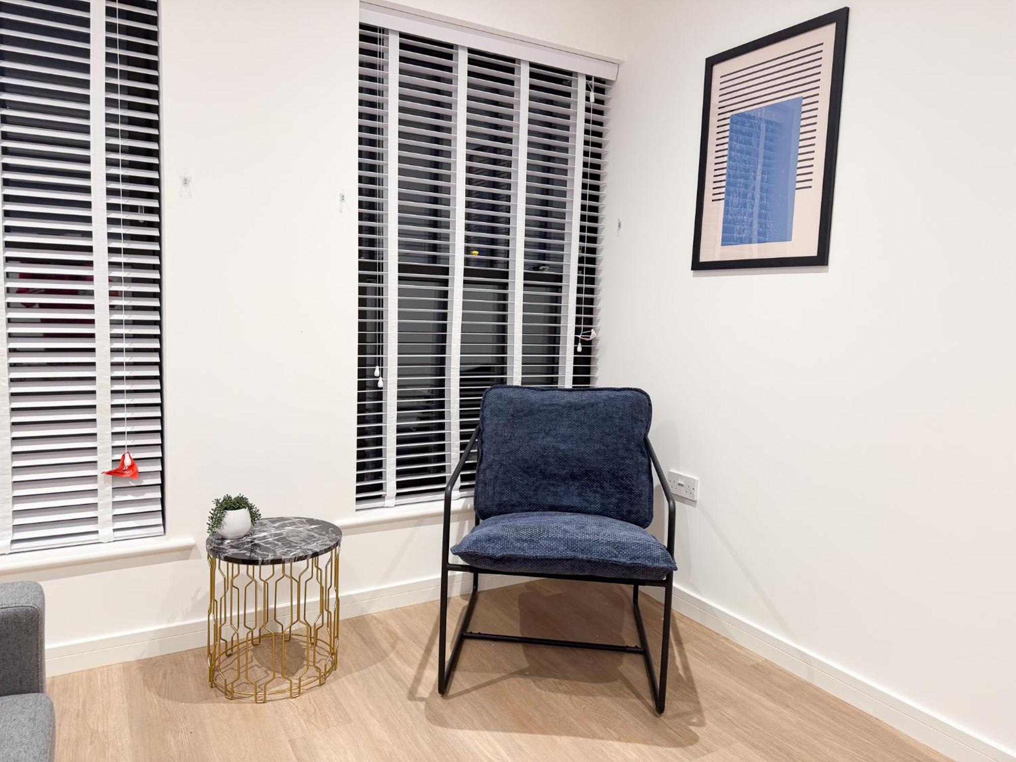 Spacious Modern 1 Bed Apartments In St Neots - Perfect For Contractors & Professionals - Free Parking - Wifi - Fully Equipped Kitchen - Smart Tv Ideal For Work Stays And Long Projects Exterior foto