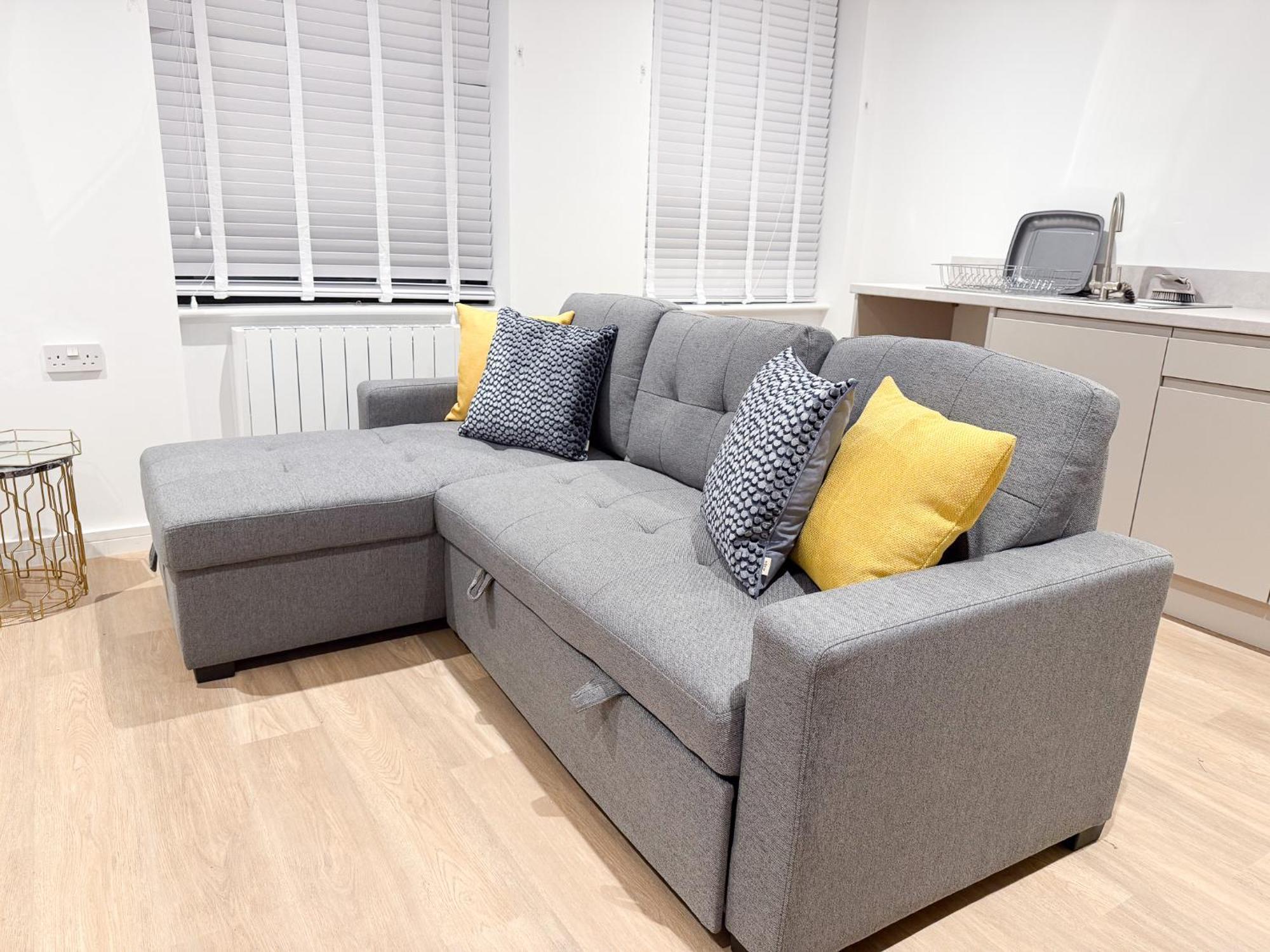 Spacious Modern 1 Bed Apartments In St Neots - Perfect For Contractors & Professionals - Free Parking - Wifi - Fully Equipped Kitchen - Smart Tv Ideal For Work Stays And Long Projects Exterior foto